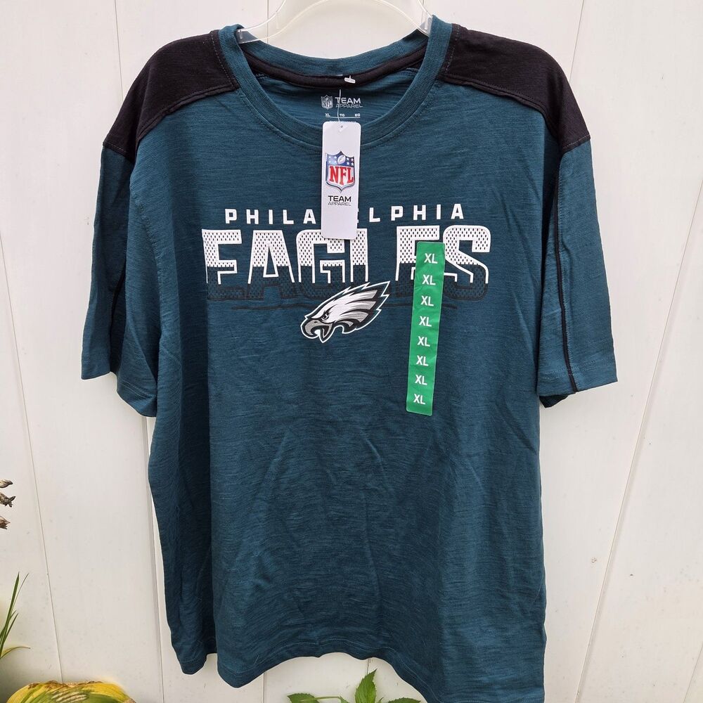 NWT Philadelphia Eagles Football T Shirt Sz XL NFL Team Apparel Short Sleeve